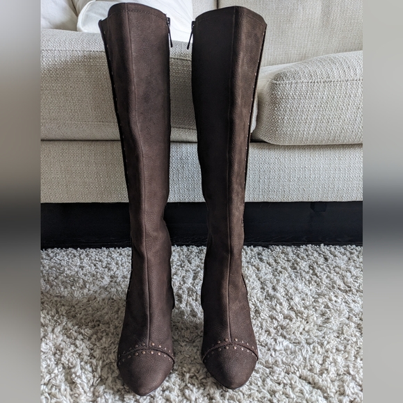 Max Studio Suede Leather Boots - Picture 2 of 9